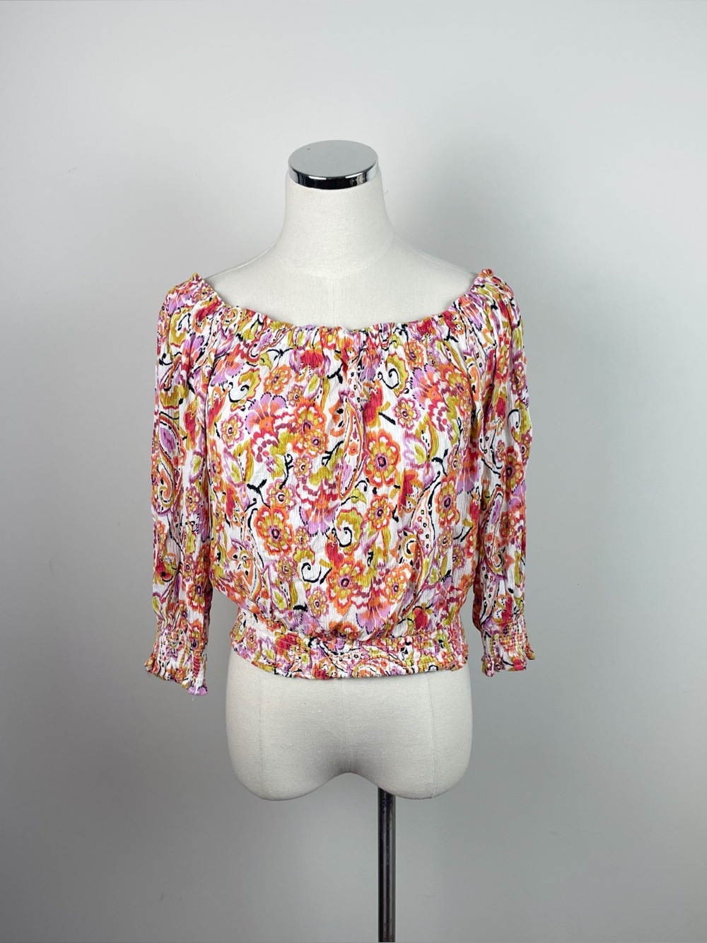 Nicole Miller New York Pink Orange White Paisley Floral Smocked Top Women Large